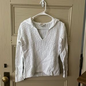 White knitted long sleeve